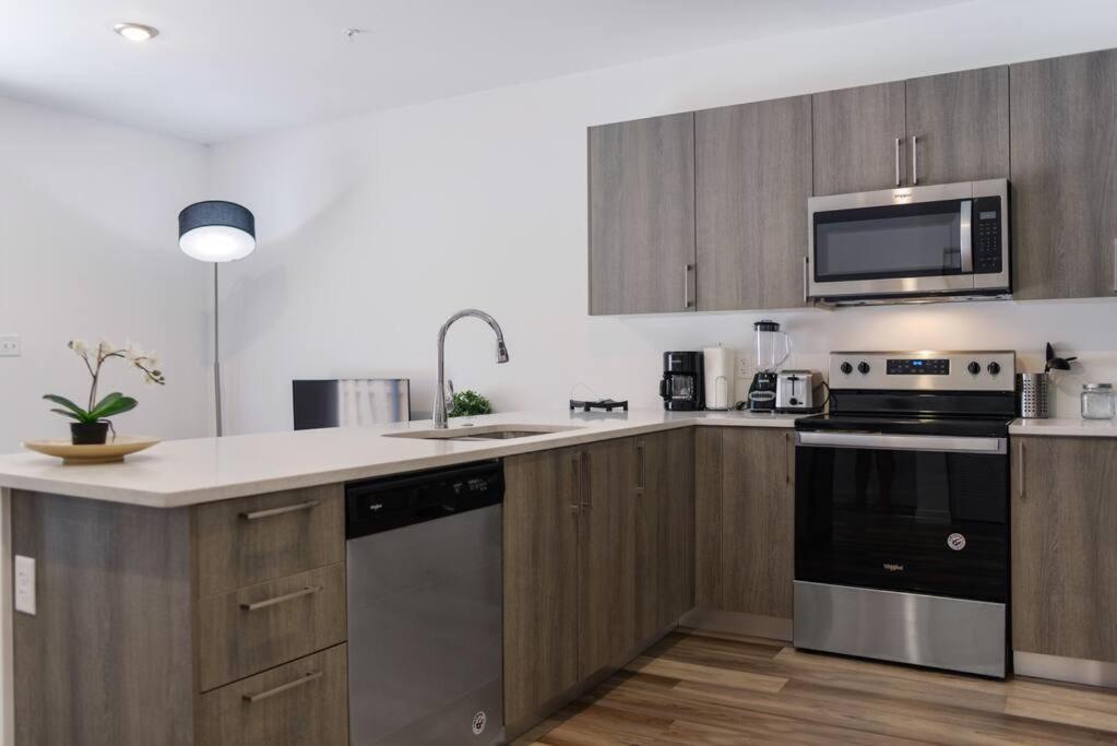 Awesome Townhouse 15 Minutes From The Beach Маямі Екстер'єр фото